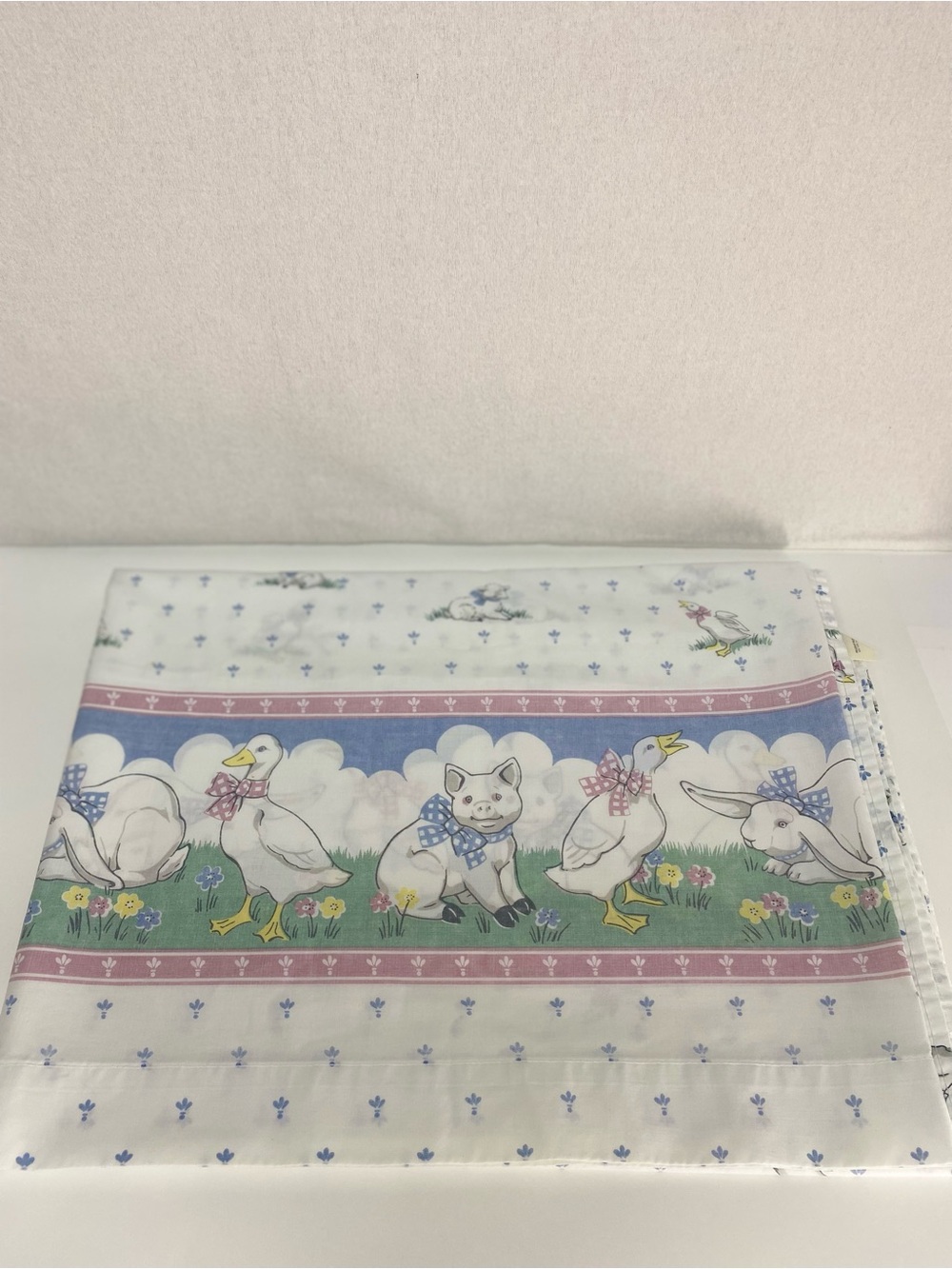 Fieldcrest Full Size Flat Sheet Vintage Tres Jolie Pattern Duck Pig Rabbit Retro